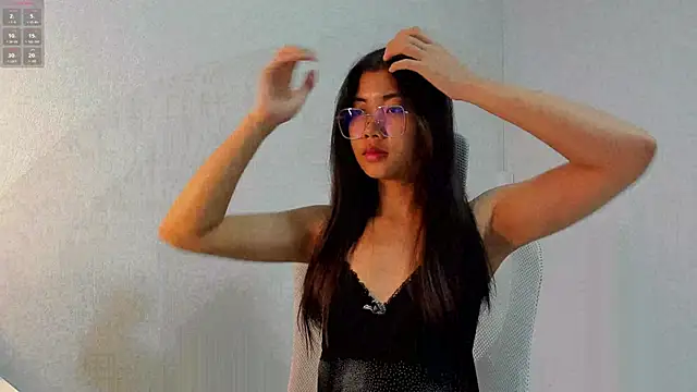 Cee chalynn online show from October 2025 02:37:01 PM