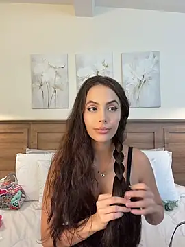 Snapshot of Amber_Rush_ chatting on July 2026 11:35:02 PM Amber Rush online show from July 2026 11:35:02 PM