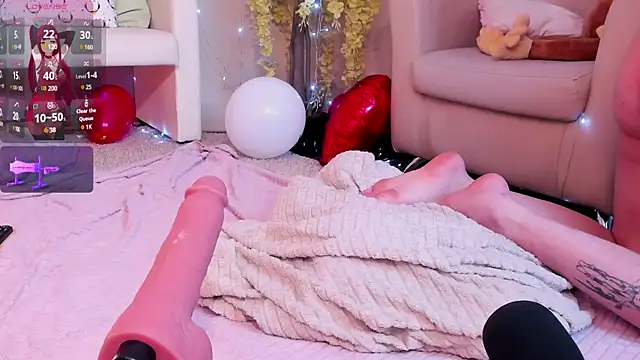 Snapshot of Frie_Moor chatting on February 2025 01:28:01 PM Frie Moor online show from February 2025 01:28:01 PM