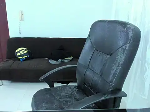 Chandler ken online show from October 2025 02:08:02 AM