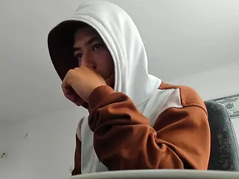 Chandler ken online show from October 2025 12:48:02 PM