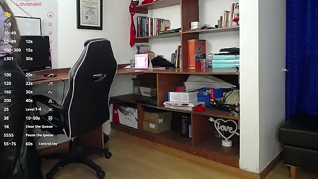 Snapshot of LiaTaylorr chatting on September 2025 12:09:02 PM LiaTaylorr online show from September 2025 12:09:02 PM