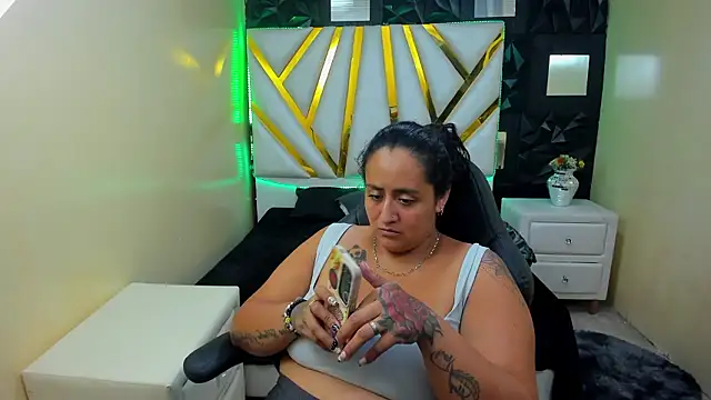 Snapshot of NikolPervertUnlimit chatting on February 2026 03:29:02 AM NikolPervertUnlimit online show from February 2026 03:29:02 AM