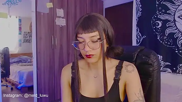 melissahowl online show from April 2026 10:44:02 PM