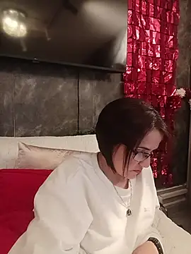 IsisBlake online show from November 2025 12:48:01 PM