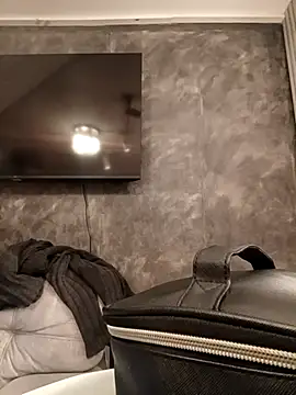 IsisBlake online show from January 2026 05:50:01 PM