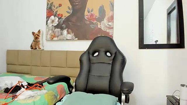 lilybaudyn  online show from October 2025 05:58:02 PM