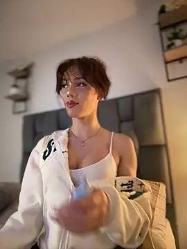 Snapshot of Carlita_cute chatting on February 2025 01:37:01 AM Carlita cute online show from February 2025 01:37:01 AM