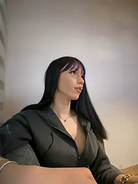 Snapshot of Carlita_cute chatting on February 2025 12:49:02 AM Carlita cute online show from February 2025 12:49:02 AM