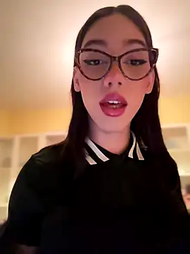 Snapshot of Carlita_cute chatting on November 2025 08:44:01 PM Carlita cute online show from November 2025 08:44:01 PM