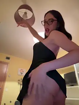 Snapshot of Carlita_cute chatting on December 2025 10:26:01 PM Carlita cute online show from December 2025 10:26:01 PM