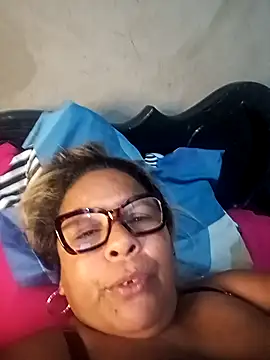 Afroditabichota online show from November 2025 07:30:02 AM