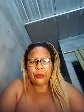 Afroditabichota online show from November 2025 10:53:02 PM