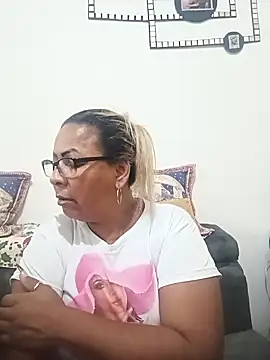 Afroditabichota online show from November 2025 12:00:01 AM