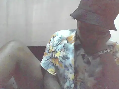 Snapshot of EBONYVANILLA02 chatting on July 2026 11:18:01 AM EBONYVANILLA02 online show from July 2026 11:18:01 AM