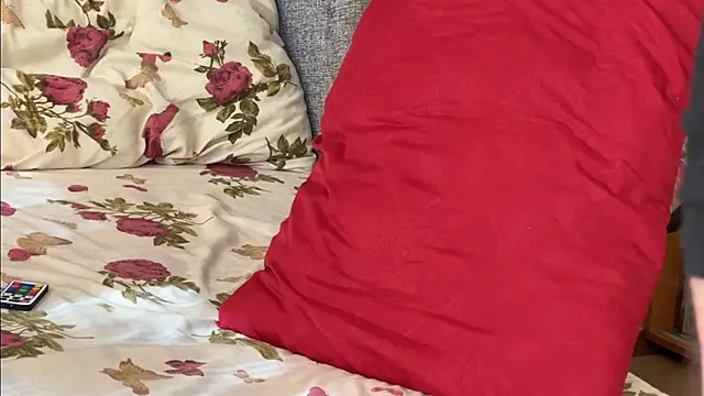 Stick Twlx online show from September 2025 07:52:02 AM