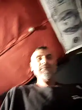 Gillygilly76 online show from November 2025 12:38:01 PM