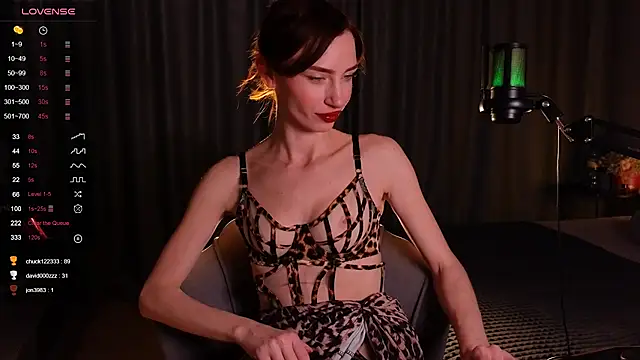 GeraTender1 online show from December 2025 12:01:02 PM