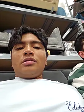  Ottis  online show from April 2026 06:11:02 PM