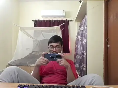 THE NAKED BOY online show from December 2025 05:58:02 AM