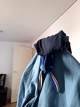 weedmanhot28 online show from December 2024 08:03:02 PM