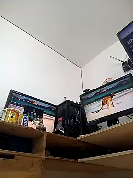 weedmanhot28 online show from December 2024 05:59:02 PM