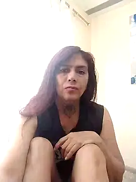 Snapshot of Dakary_hot chatting on January 2025 08:21:01 PM Dakary hot online show from January 2025 08:21:01 PM