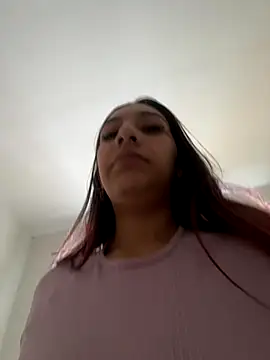 Dahian XXX online show from November 2025 05:33:02 PM