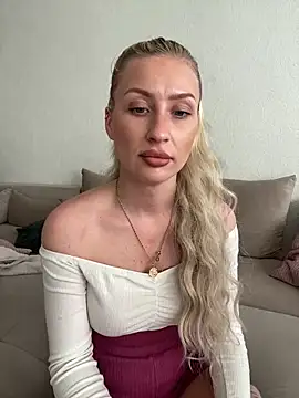 belle98 online show from March 2026 03:19:02 PM