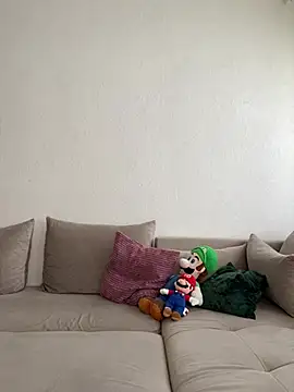 belle98 online show from March 2026 12:22:02 PM