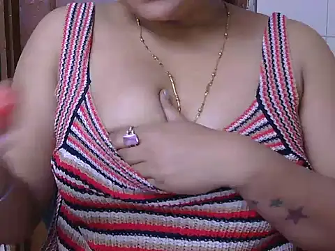 Snapshot of Manpreet_cute chatting on December 2025 07:53:02 PM Manpreet cute online show from December 2025 07:53:02 PM