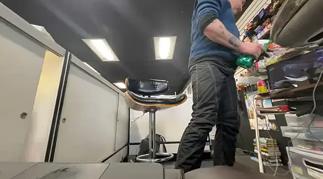 Snapshot of RawRyder8 chatting on January 2025 10:19:01 PM RawRyder8 online show from January 2025 10:19:01 PM