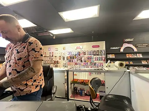 Snapshot of RawRyder8 chatting on February 2025 09:25:01 PM RawRyder8 online show from February 2025 09:25:01 PM