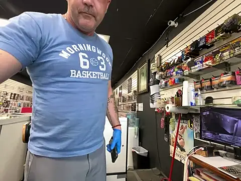 Snapshot of RawRyder8 chatting on September 2025 10:10:02 PM RawRyder8 online show from September 2025 10:10:02 PM