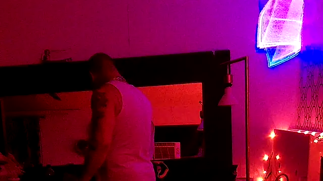 Snapshot of RawRyder8 chatting on October 2025 02:45:01 AM RawRyder8 online show from October 2025 02:45:01 AM