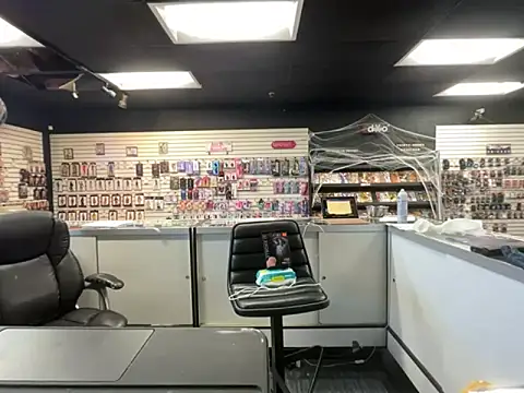 Snapshot of RawRyder8 chatting on October 2025 06:30:01 PM RawRyder8 online show from October 2025 06:30:01 PM