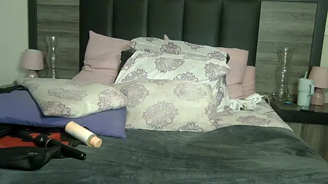 BigButt-MomJ75 online show from February 2026 11:35:02 AM