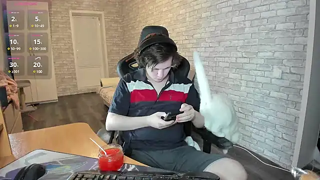 iliaskrislove online show from March 2025 05:16:02 PM