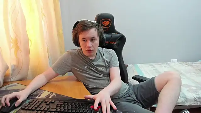 iliaskrislove online show from February 2026 05:46:01 AM