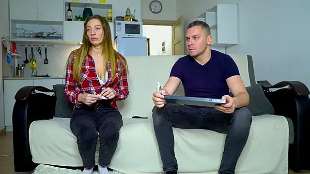 littlesweettifany online show from November 2025 11:35:01 AM