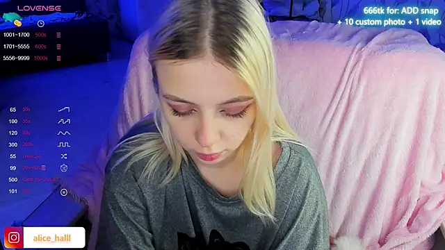 Alice Halle online show from December 2024 06:43:01 AM