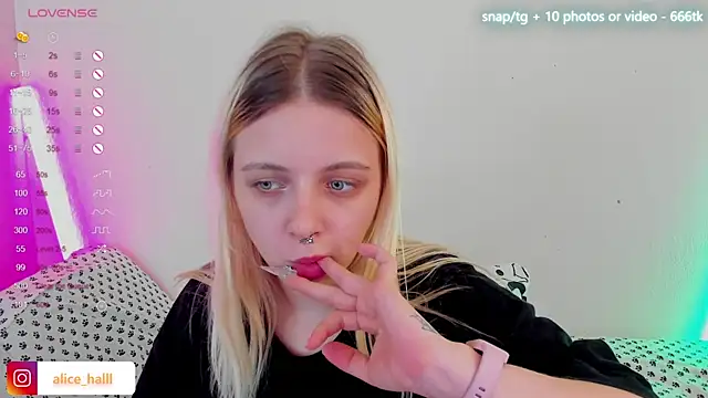 Alice Halle online show from February 2025 08:49:01 PM