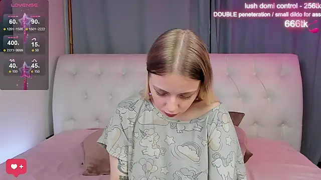 Alice Halle online show from October 2025 05:49:02 AM