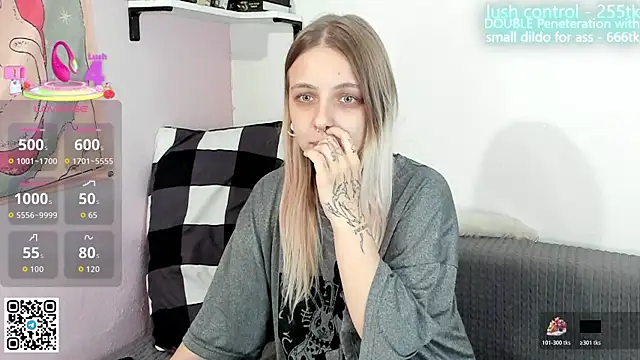 Alice Halle online show from October 2025 02:52:01 PM