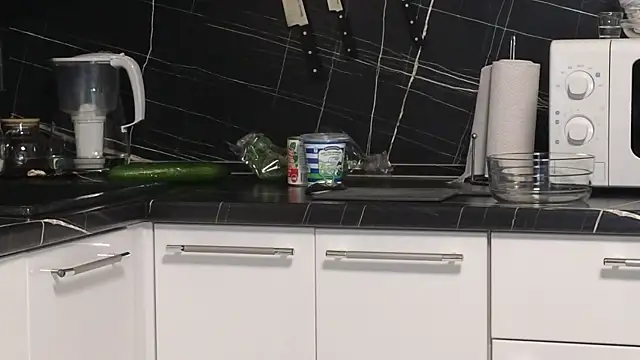 Snapshot of Strip-Lady chatting on February 2025 03:24:02 AM Strip-Lady online show from February 2025 03:24:02 AM