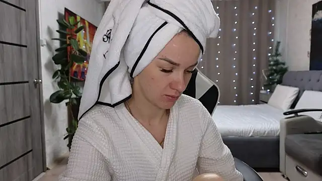 Strip-Lady online show from December 2025 06:20:02 AM