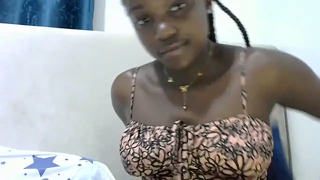 Snapshot of Latiffagodess chatting on October 2025 02:47:02 PM Latiffagodess online show from October 2025 02:47:02 PM