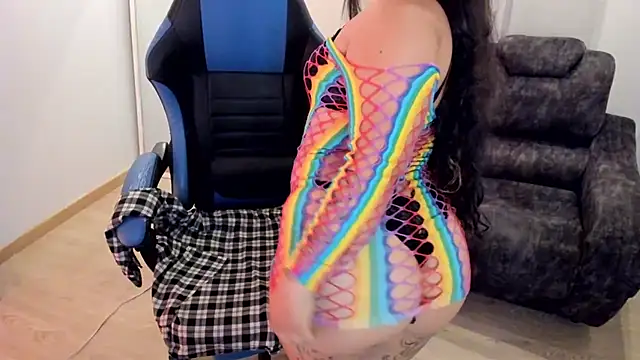 Snapshot of Barbara_honey chatting on October 2025 08:14:02 PM Barbara honey online show from October 2025 08:14:02 PM