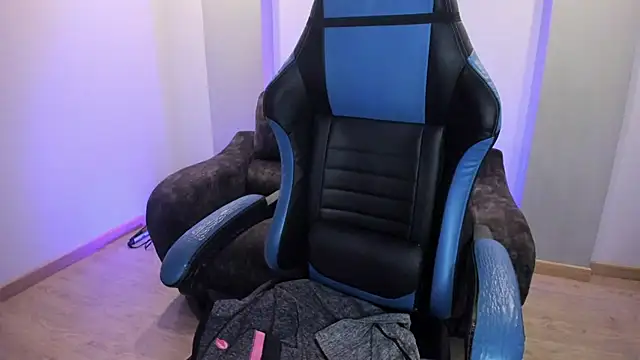 Snapshot of Barbara_honey chatting on December 2025 12:54:01 PM Barbara honey online show from December 2025 12:54:01 PM