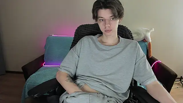 Snapshot of Liam_sexy1 chatting on January 2025 01:33:02 PM Liam sexy1 online show from January 2025 01:33:02 PM